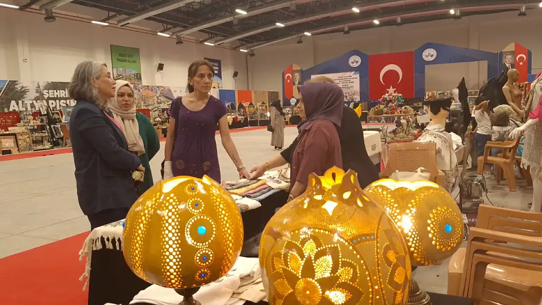 El Emeği Göz Nuru Ürünler Görücüye Çıktı!