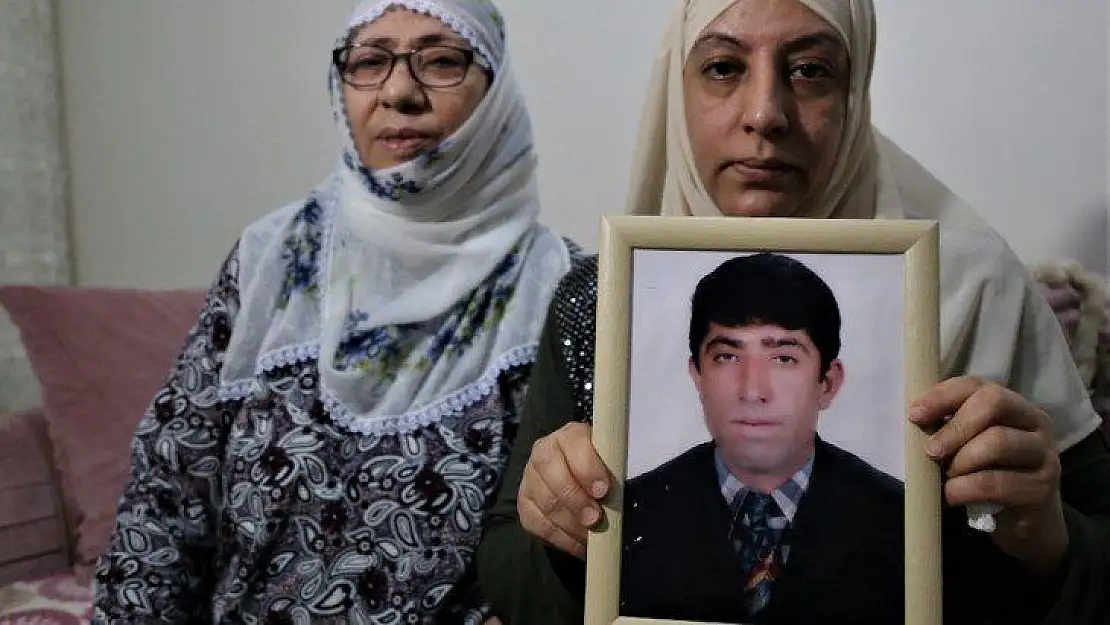 15 yıldır Irak'a giden ve bir daha haber alamadığı oğlunu bekliyor