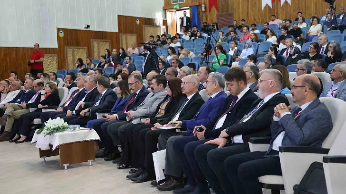 41. Mühendislik Dekanları Konseyi toplantısı Elazığ'da başladı