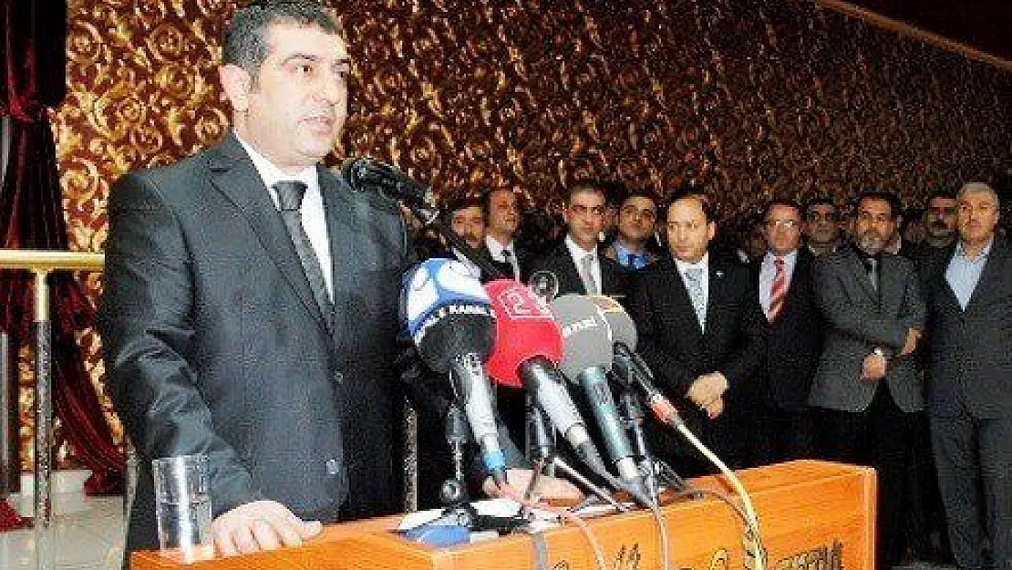 Kaya Ak Parti'den İstifa Etti