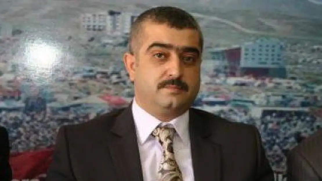 Erdem'den Kutlama Mesajı