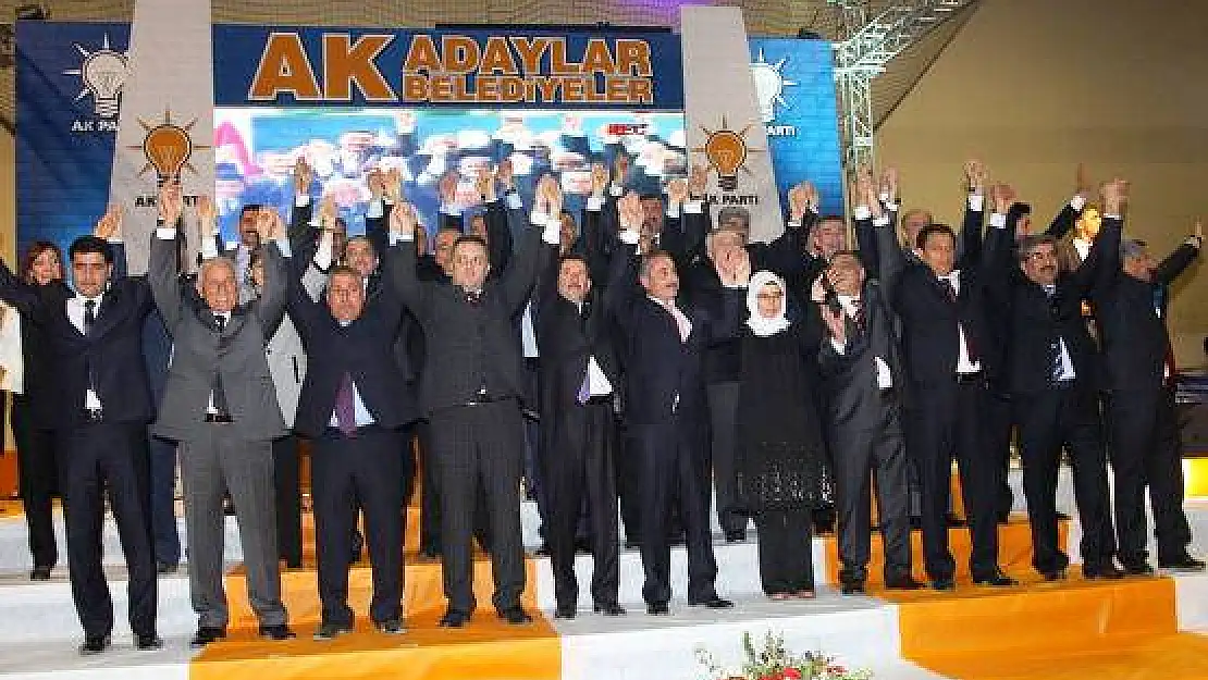 AK Parti Adayları Tanıtıldı