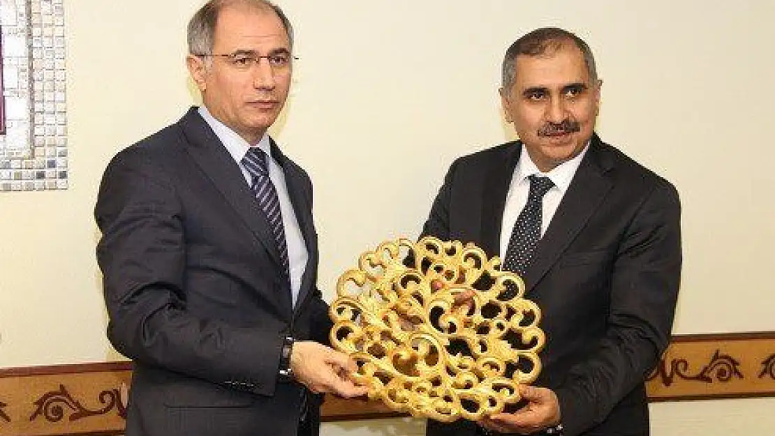 Bakan Ala'dan Valiliğe Ziyaret