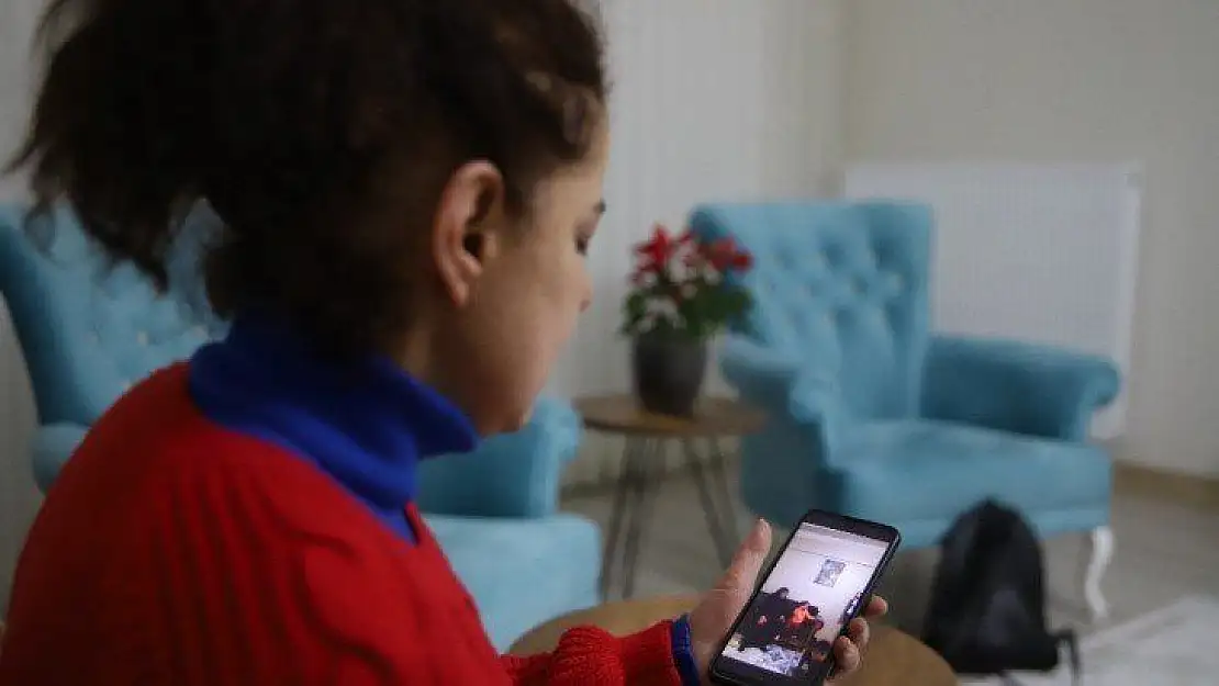 Annesinden Geriye Bir Tek Video Kaldı