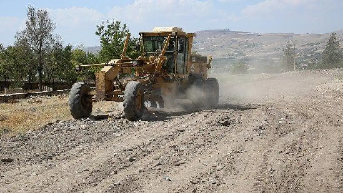 Belediyeden Asri Mezarlıkta Çalışma