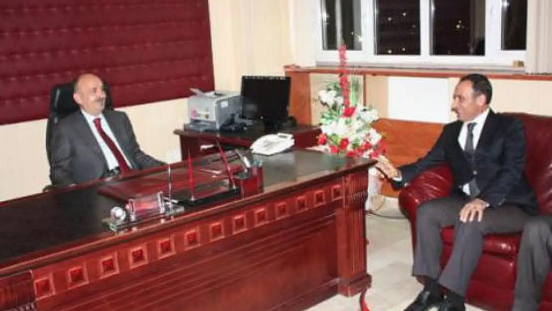Bakan'dan FÜ Hastanesine Ziyaret