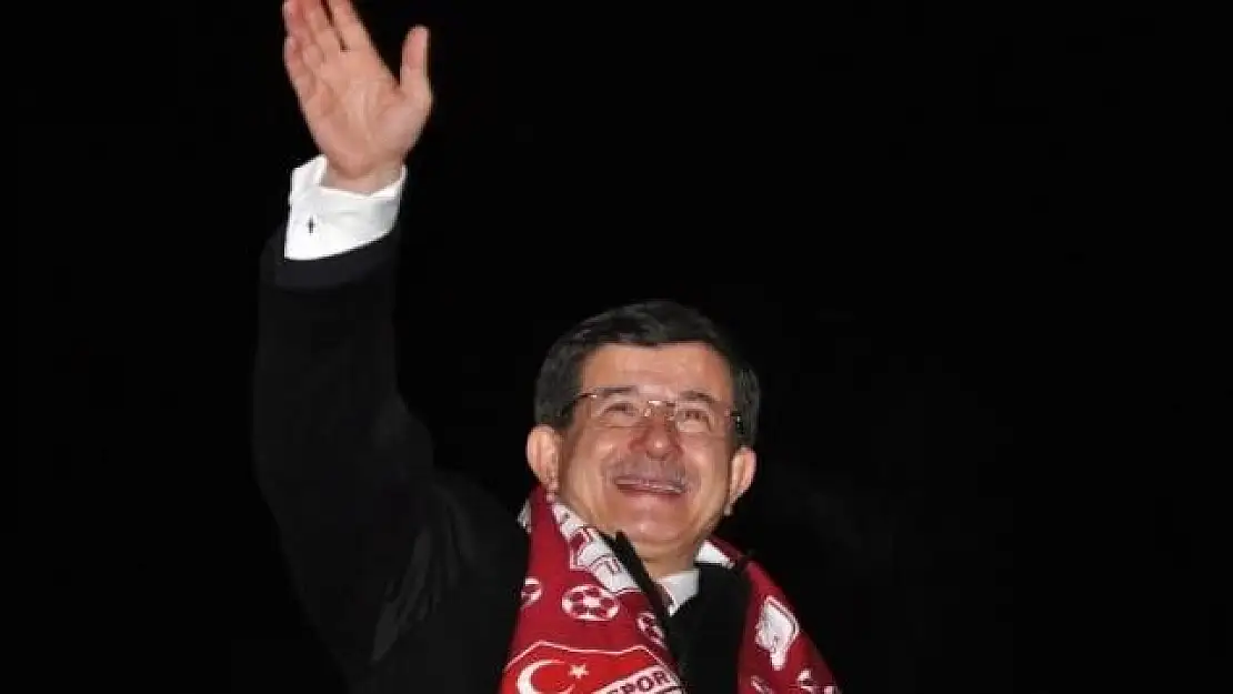 Başbakan Davutoğlu Elazığ'a Geldi