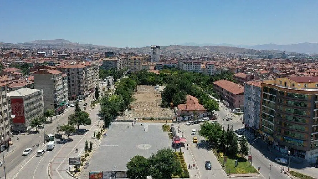 Başkan Şerifoğulları, 'Modern bir şehir inşa hedefiyle çalışmalarımızı kararlılıkla sürdürüyoruz'