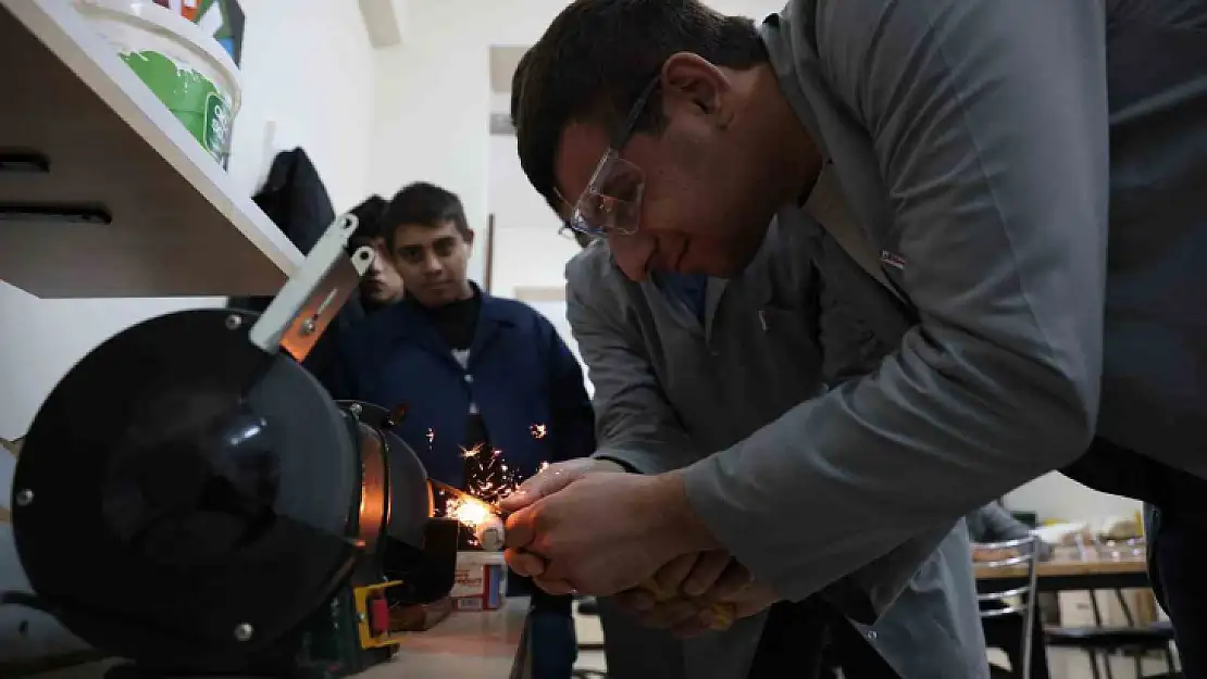 Bir okuldan daha fazlası: Özel öğrenciler burada hayata hazırlanıyor