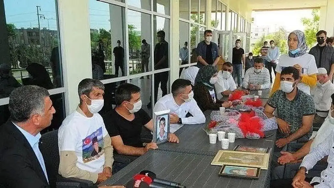 CHP Elazığ Milletvekili Erol'dan anlamlı telefon