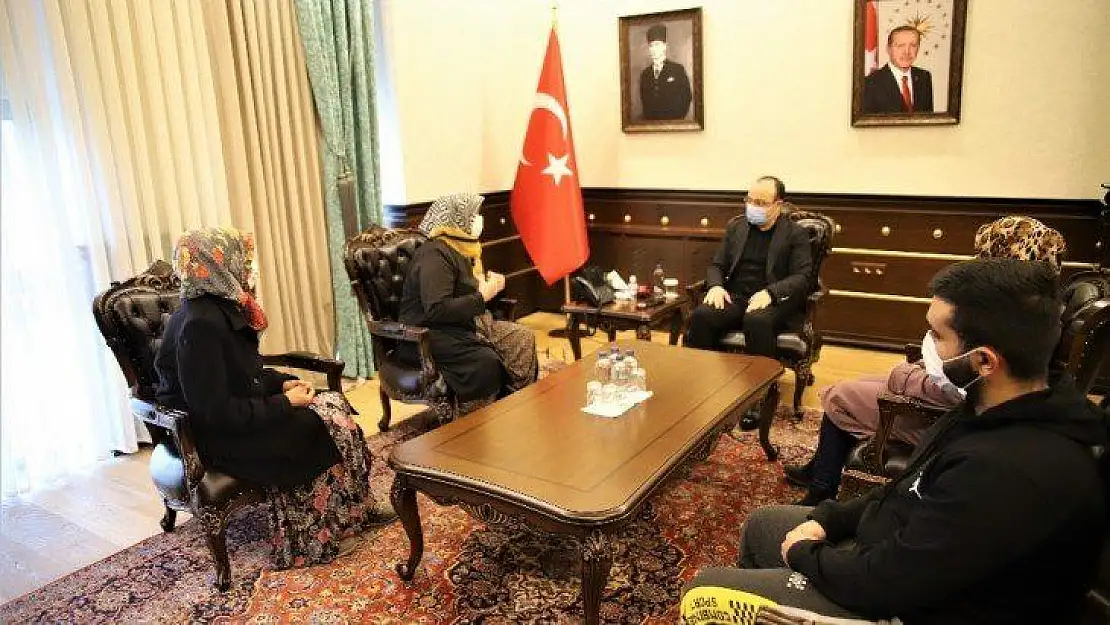Cumhurbaşkanından talepte bulunan kadınları, Vali misafir etti