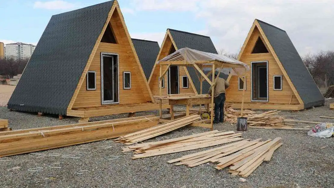 Doğu ve Güneydoğu Bölgesinin tek bungalov fabrikasını kurdu..