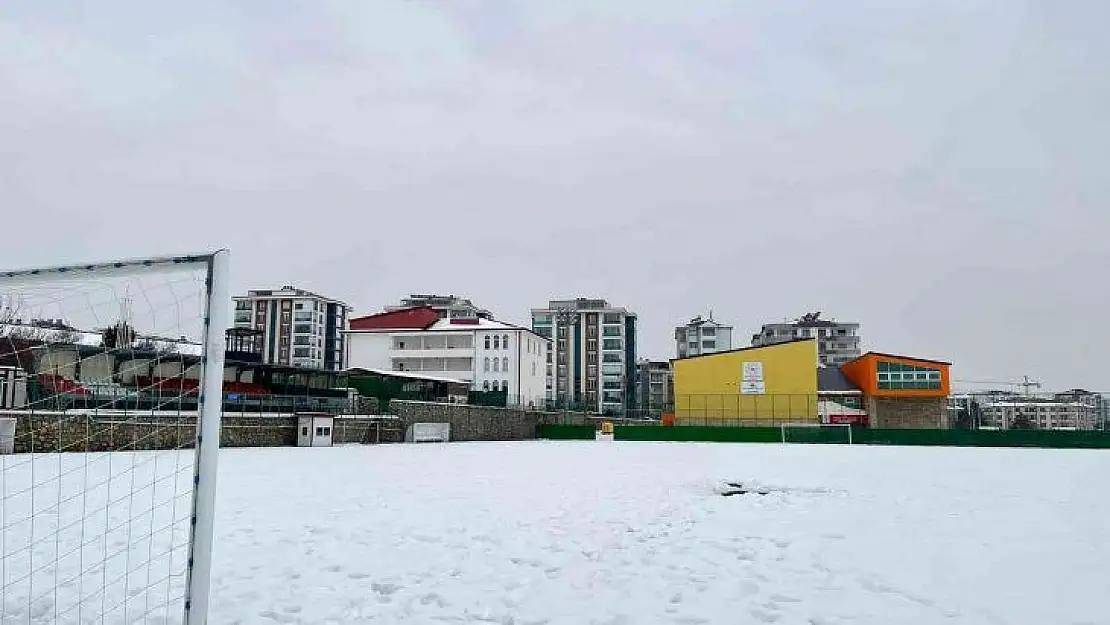 Elazığ amatörü 3. kez ertelendi