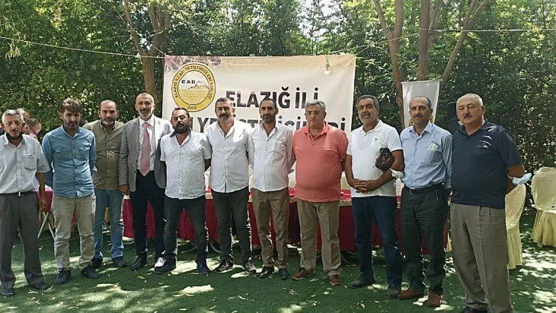 Elazığ Arı Yetiştiriciler Birliği Başkanı Canbay güven tazeledi
