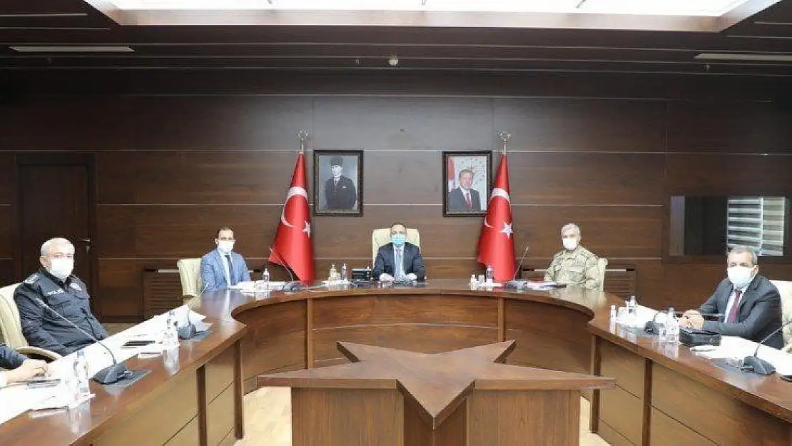 Elazığ'da 'En İyi Narkotik Polisi, Anne' projesi  toplantısı