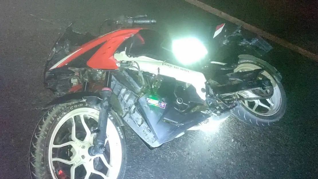 Elazığ'da 2 motosiklet devrildi: 3 yaralı