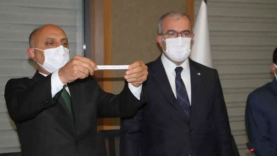 Elazığ'da 12 bin 107 vatandaş ev ve iş yerlerine kavuştu