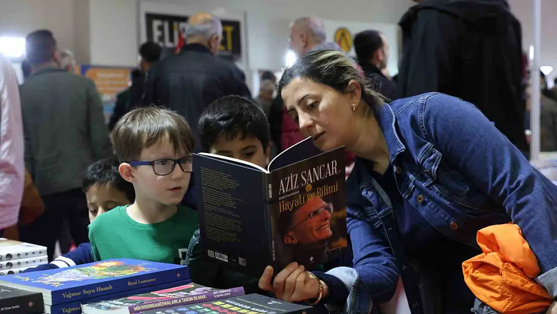 Elazığ'da 5. Kitap Fuarı kapılarını ziyaretçilere açtı