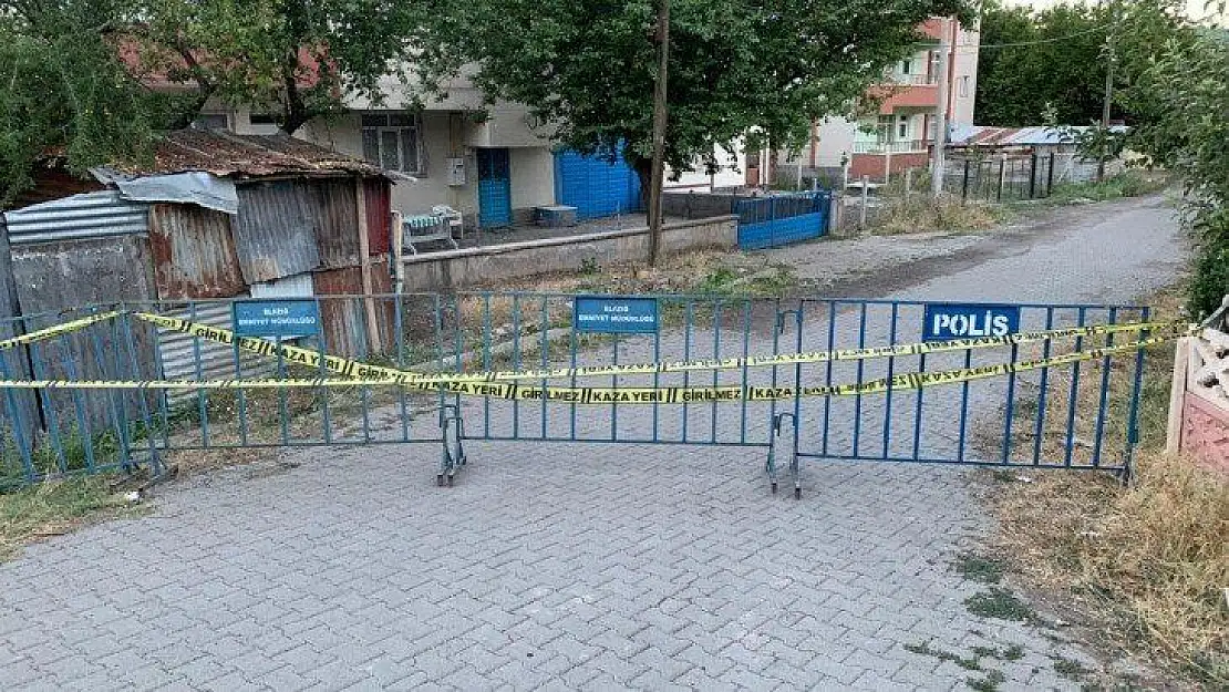 Elazığ'da bir sokak ve köy karantinaya alındı