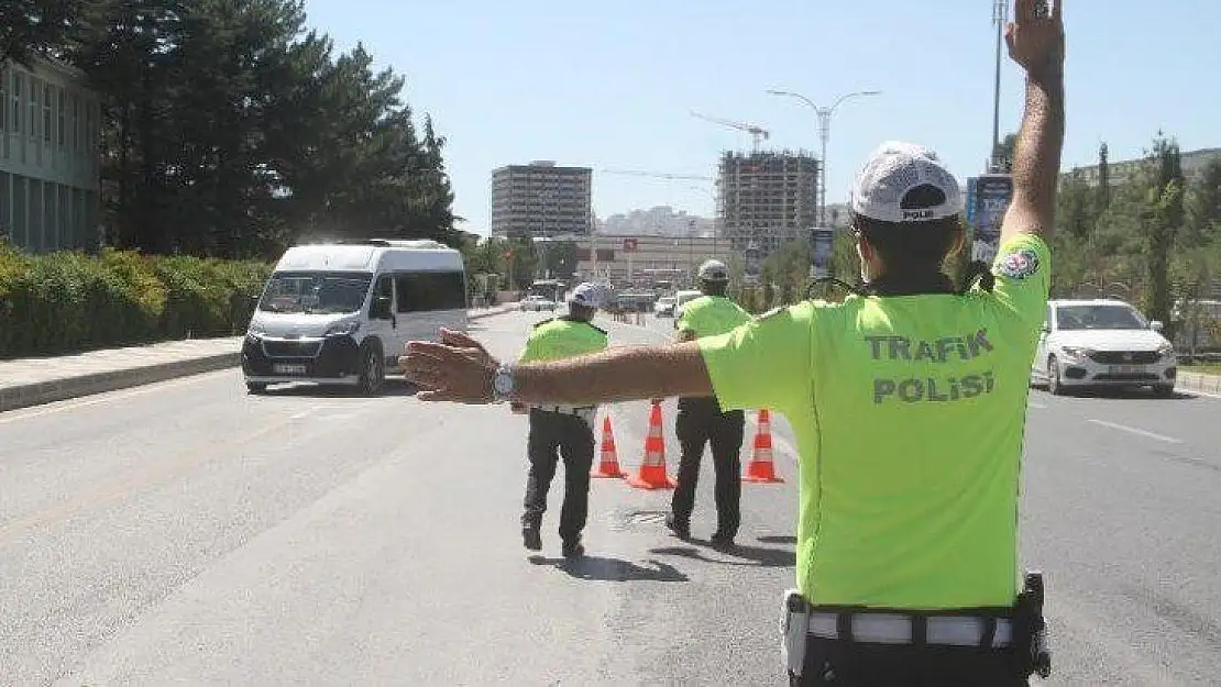Elazığ'da Covid-19 denetimleri  aralıksız sürüyor