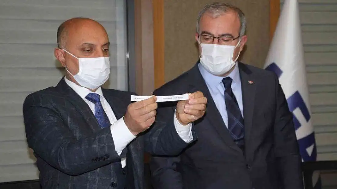 Elazığ'da deprem konutları teslim edilmeye devam ediyor