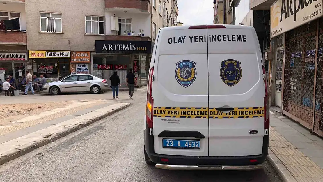 Elazığ'da dördüncü kattan düşen kadın hayatını kaybetti