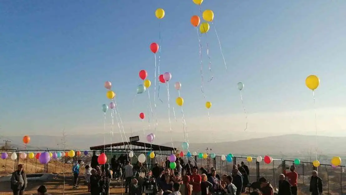 Elazığ'da engelliler doyasıya eğlendi
