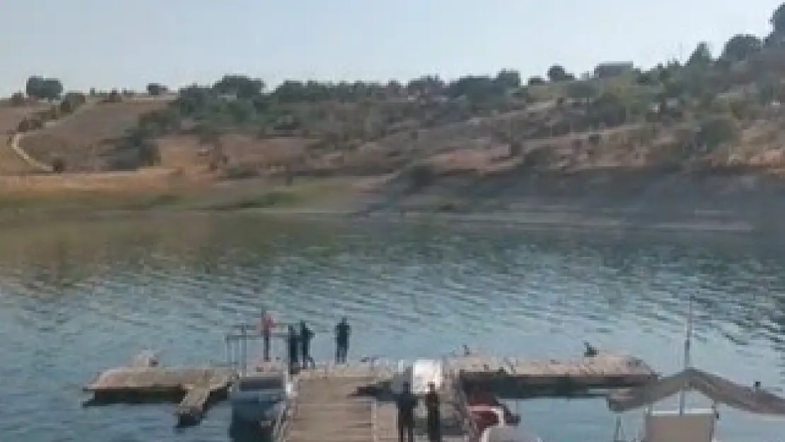 Elazığ'da göle giren genç boğuldu