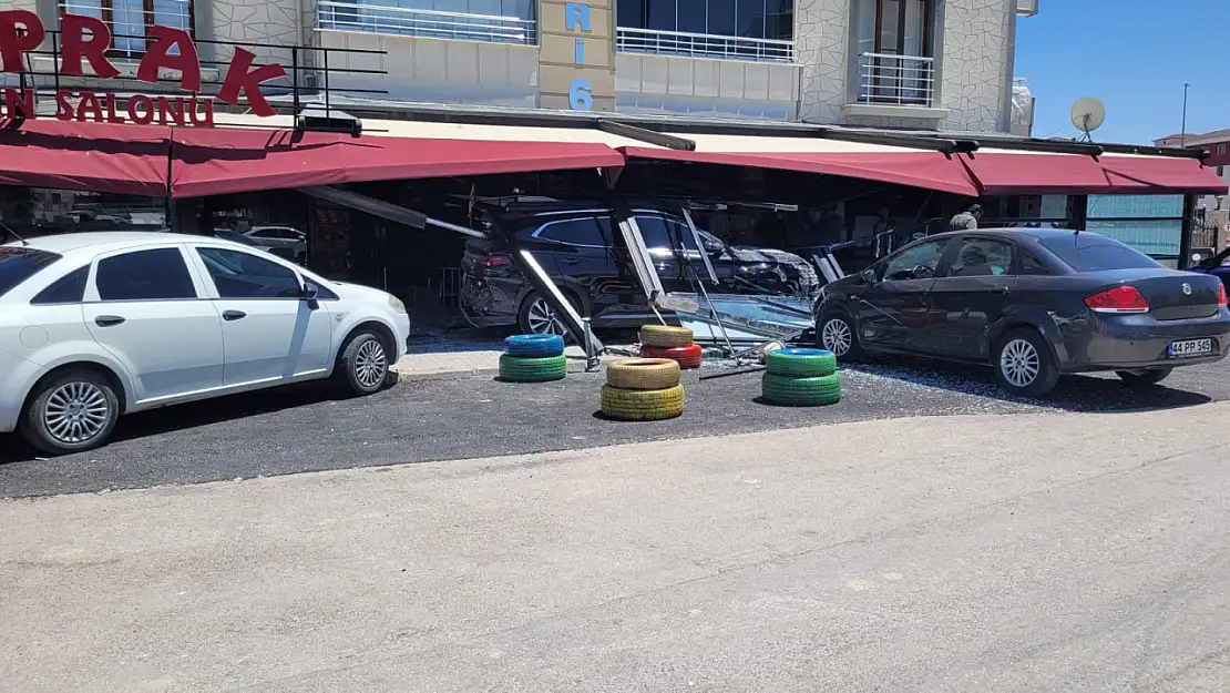 Elazığ'da korkutan kaza!