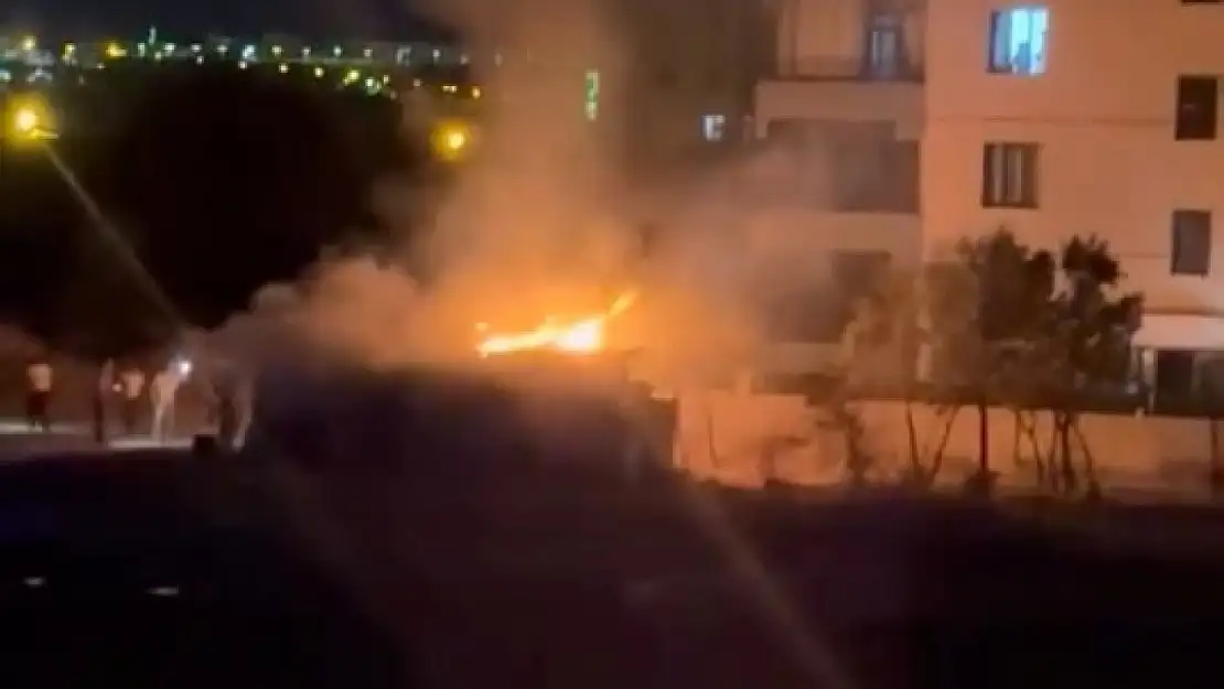 Elazığ'da kümes yangını