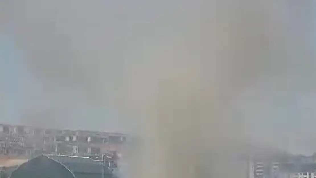 Elazığ'da otluk alanda çıkan yangın söndürüldü