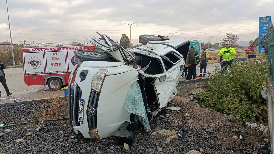 Elazığ'da otomobil takla attı: 2 yaralı