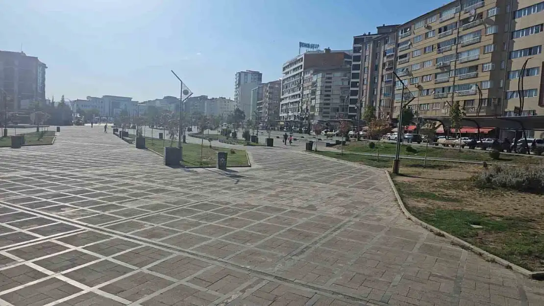 Elazığ'da sıcaklıklar etkisini sürdürüyor