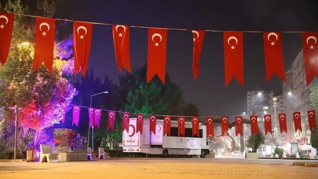 Elazığ'da sokağa çıkma kısıtlaması başladı