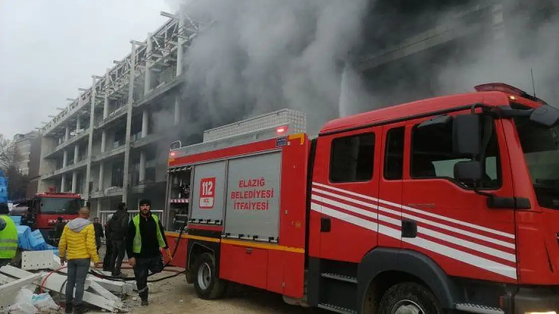 Stadyumdaki yangın söndürüldü