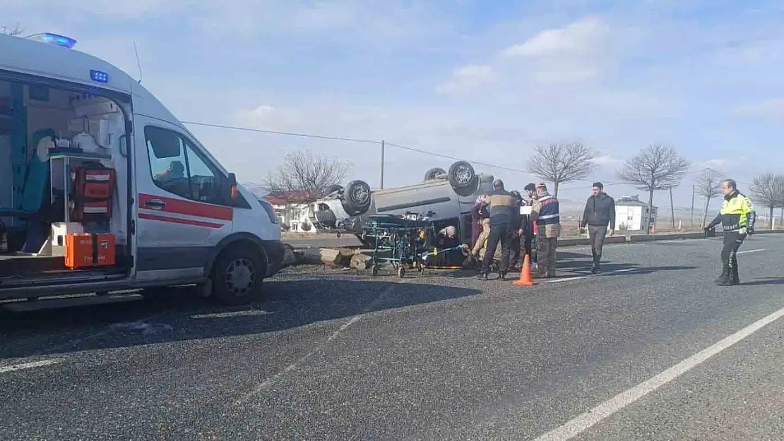 Elazığ'da trafik kazası: 1'i ağır 4 yaralı