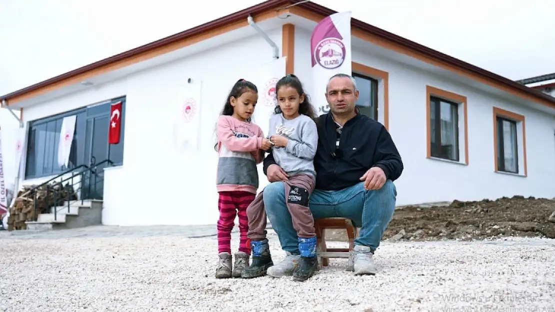Yerinde dönüşümde ilk köy evi sahibine teslim edildi