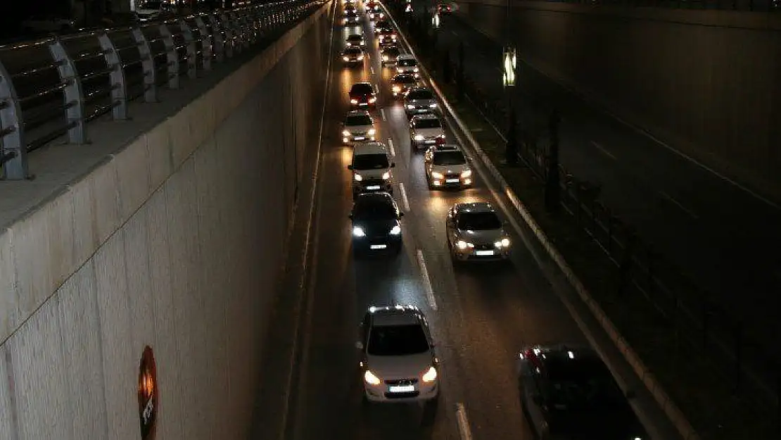 Elazığ'dan bin araçlık konvoyla İsrail'e tepki 'Mescid-i Aksa'ya destek