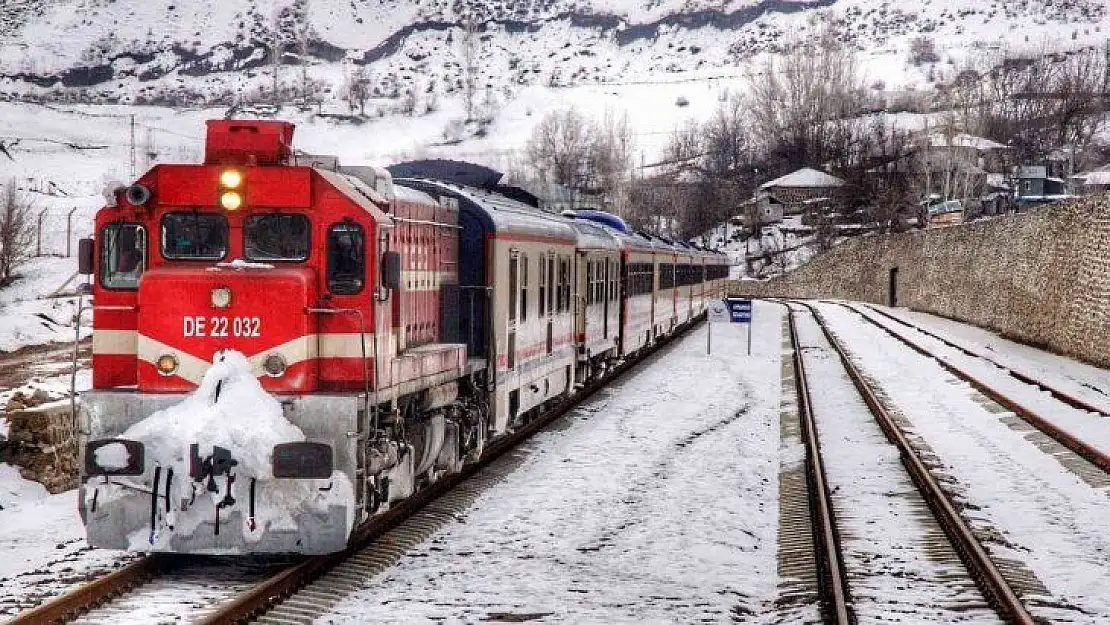 Elazığ-Tatvan arası tren yolculuğu