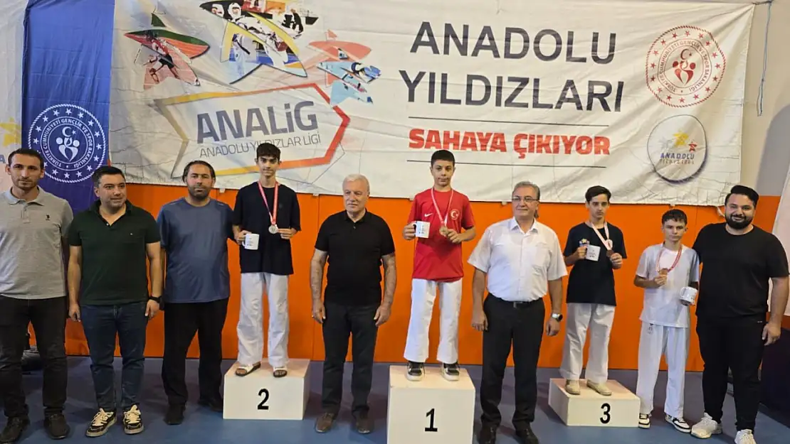 Elazığlı sporcudan Türkiye ikinciliği