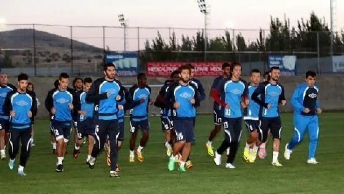 Elazığspor Hazırlıklarını Sürdürüyor