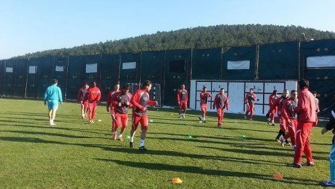 Elazığspor Maç Saatini Bekliyor