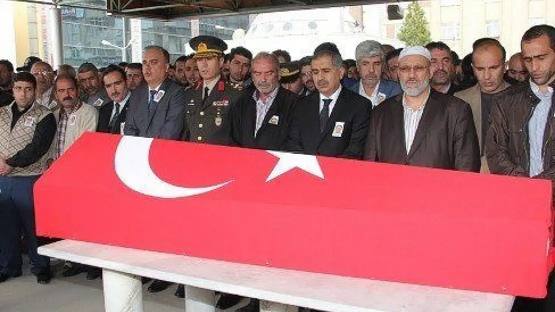 Şehit Polis Son Yolculuğuna Uğurlandı