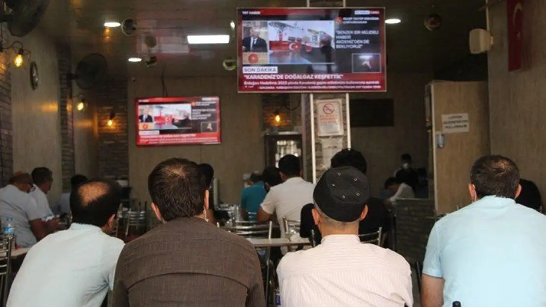 Erdoğan'ın müjdesini çay ocaklarında dinlediler