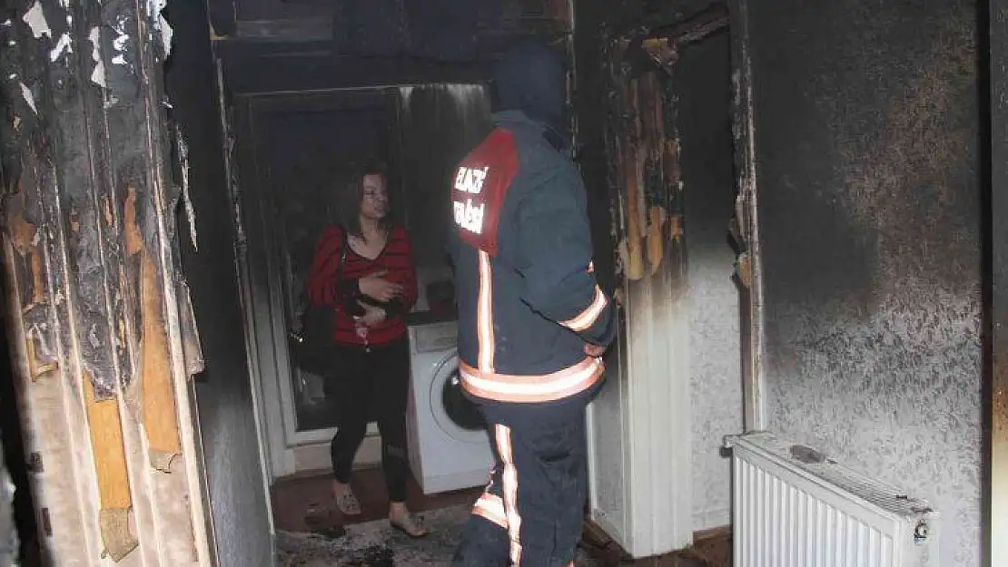 Eski sevgilisinin evini benzin döküp ateşe verdi.