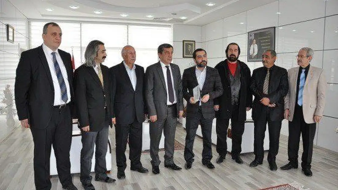 ELAYŞAD'dan Şekerdağ'a Plaket