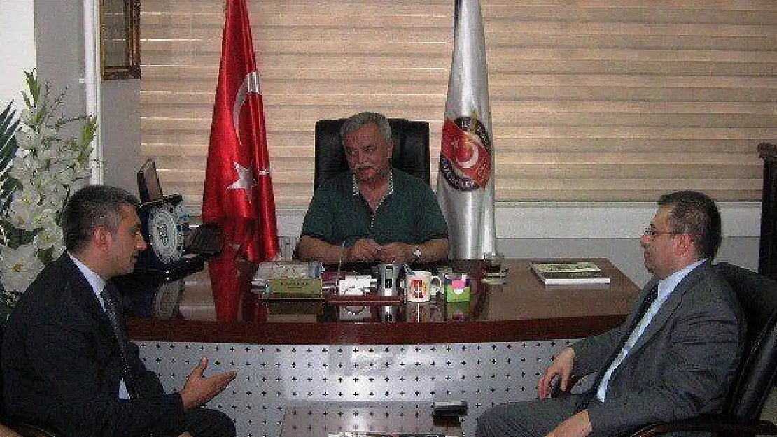 FKA'dan Cemiyete Ziyaret