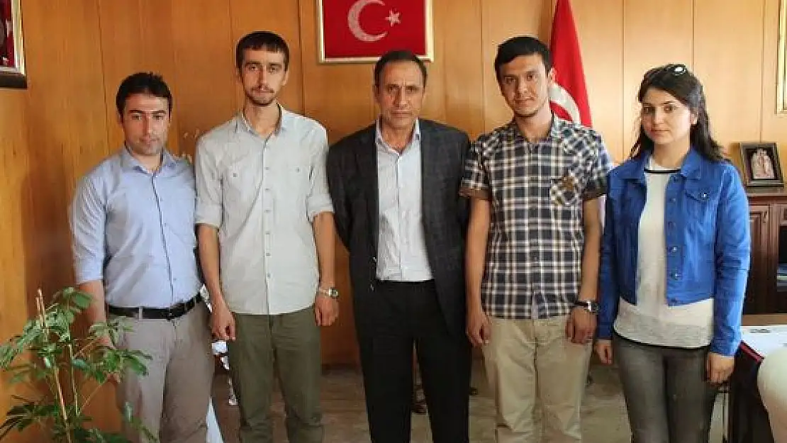 Başarılı Öğrencilerden Ziyaret