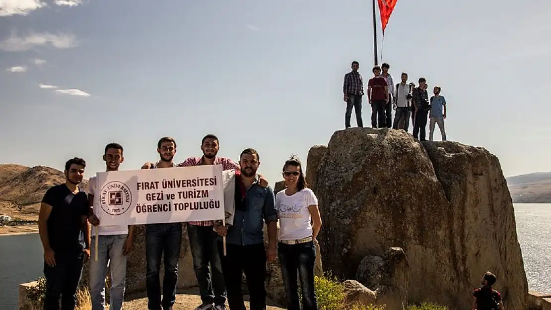 FÜ'den Öğrencilere Gezi Programı