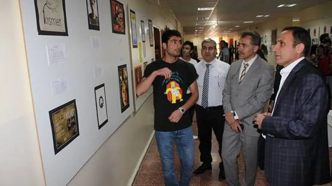Öğrencilerden Yılsonu Sergisi